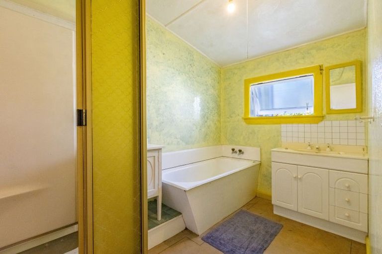 Photo of property in 265 Clifton Road, Te Awanga, 4102