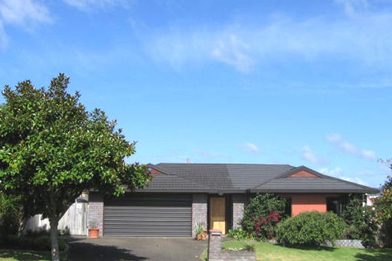Photo of property in 28 Harvest Drive, Henderson, Auckland, 0612