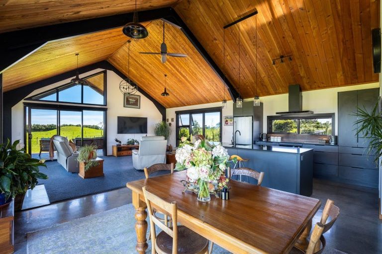 Photo of property in 31 Kaihihi Road, Okato, New Plymouth, 4381