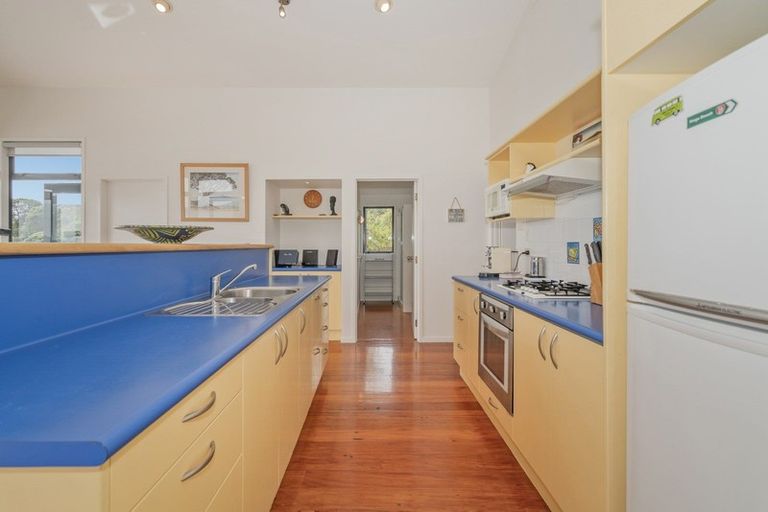 Photo of property in 165 Bluff Road, Kuaotunu West, Whitianga, 3592