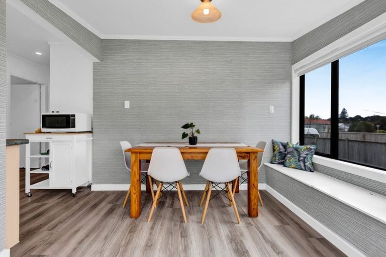 Photo of property in 3 Tupoki Street, Glen Avon, New Plymouth, 4312