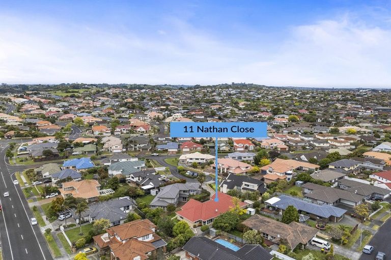 Photo of property in 11 Nathan Close, Somerville, Auckland, 2014