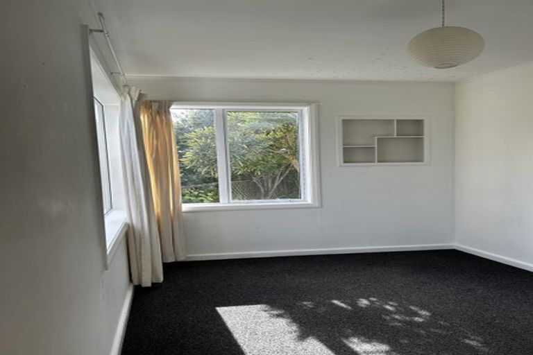 Photo of property in 107 Nevay Road, Miramar, Wellington, 6022