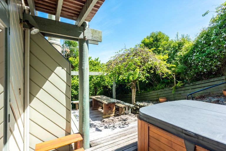 Photo of property in 15 Stanford Crescent, Whataupoko, Gisborne, 4010