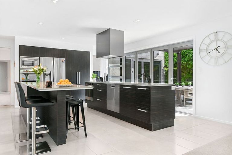 Photo of property in 28 Ruby Avenue, Northwood, Christchurch, 8051