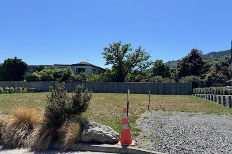 Photo of property in 4 Whaitere Place, Waikawa, Picton, 7220