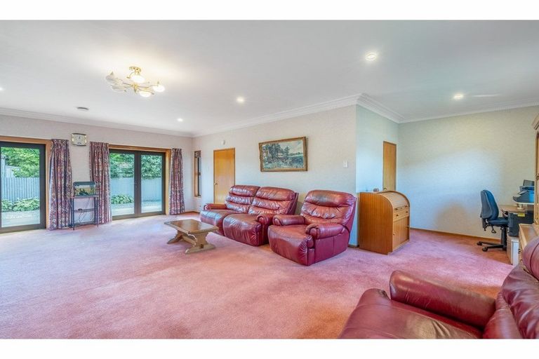 Photo of property in 10 Coronation Street, Strathern, Invercargill, 9812