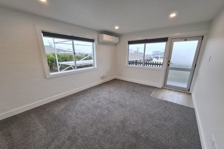 Photo of property in 33 Fulford Street, New Plymouth, 4310