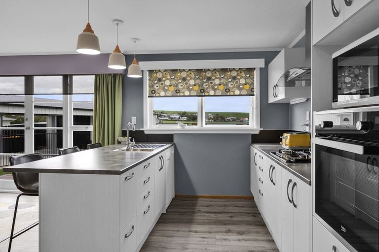 Photo of property in 108 Stanners Street, Eltham, 4322