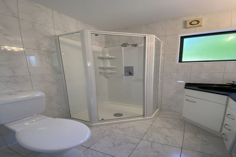 Photo of property in 37 Larch Hill Place, Queenstown, 9300