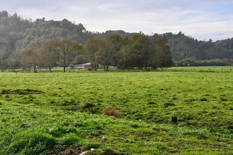 Photo of property in 106 Granite Creek Road, Karamea, 7893