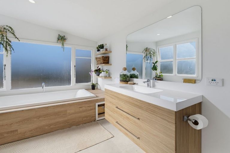 Photo of property in 8 Flett Road, Lower Moutere, Upper Moutere, 7175