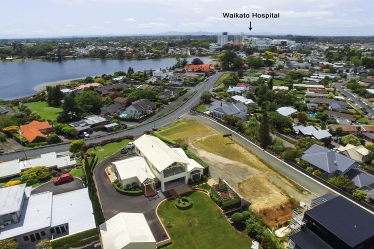 Photo of property in 117a Lake Crescent, Hamilton Lake, Hamilton, 3204