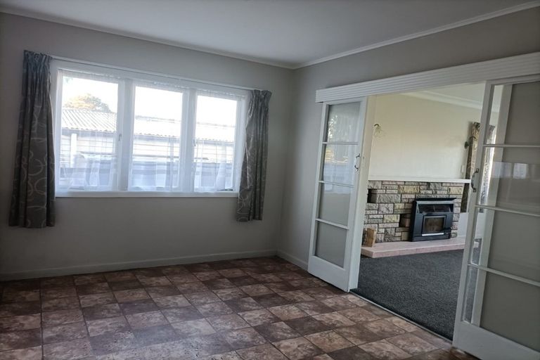 Photo of property in 40 Colombo Road, Waiuku, 2123