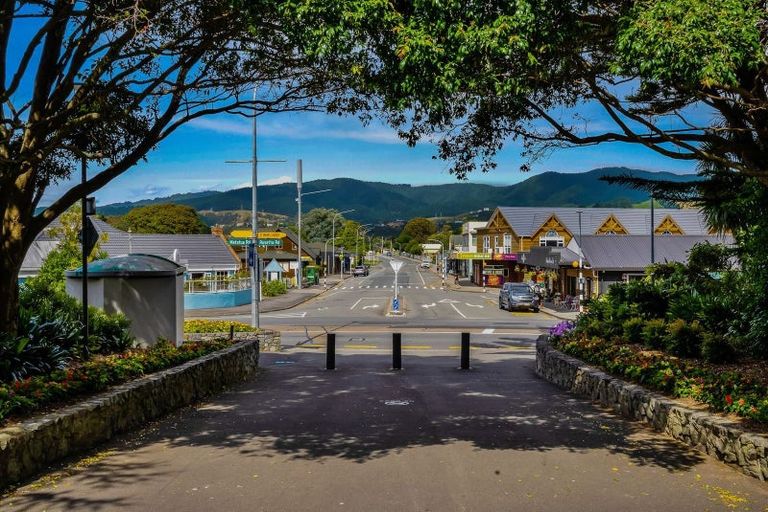 Photo of property in 108 Rosetta Road, Raumati South, Paraparaumu, 5032