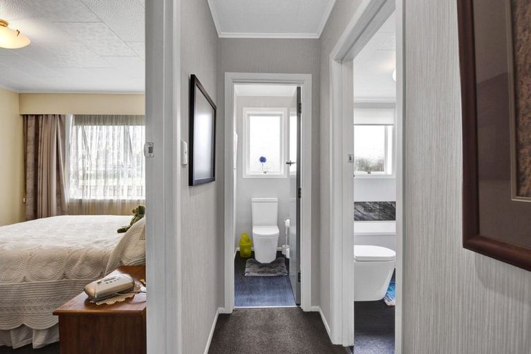 Photo of property in 33 Seyton Street, Stratford, 4332