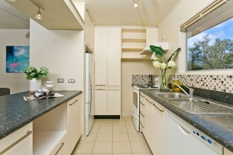 Photo of property in 6/5a Takarunga Road, Devonport, Auckland, 0624