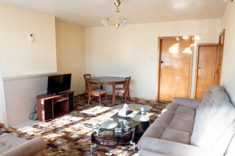 Photo of property in 2/1 Nelson Street, Riccarton, Christchurch, 8011