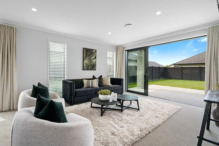 Photo of property in 28 Isobel Hodgson Drive, Cambridge, 3434