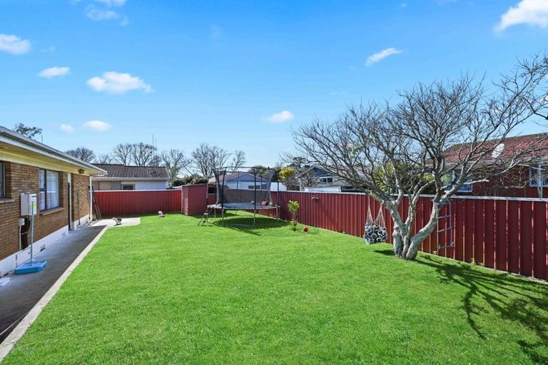 Photo of property in 8 Sandalwood Drive, Dinsdale, Hamilton, 3204