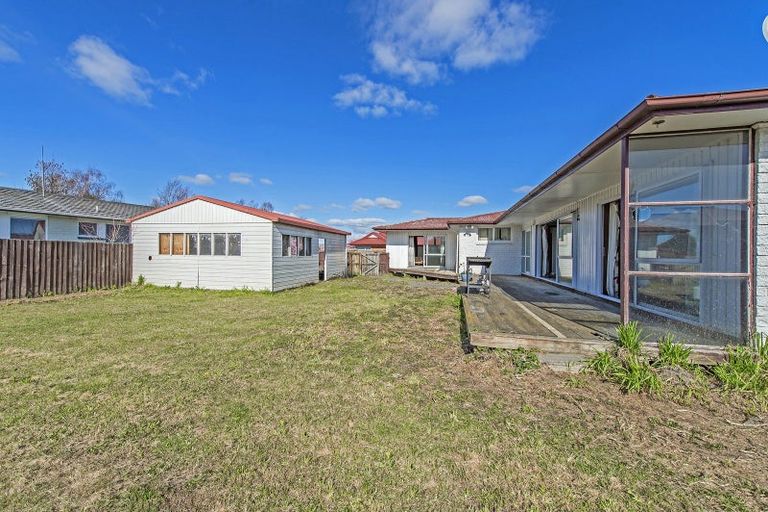 Photo of property in 49 Parkhouse Drive, Rangiora, 7400