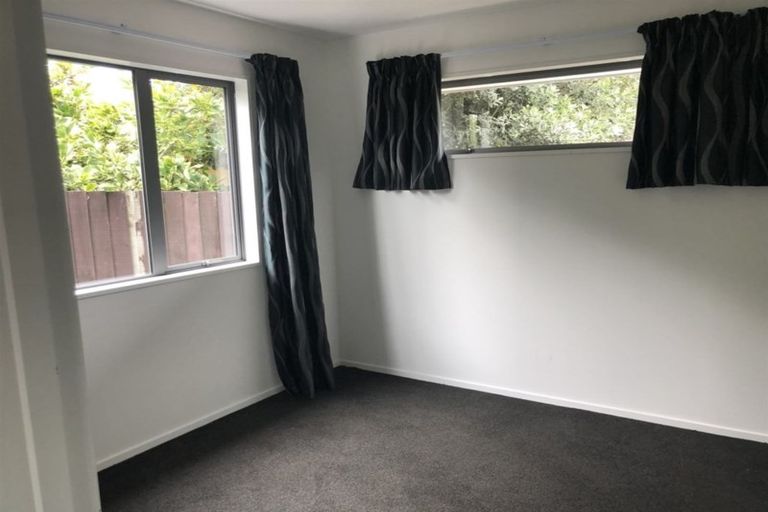 Photo of property in 2/65 Kuaka Crescent, Bromley, Christchurch, 8062