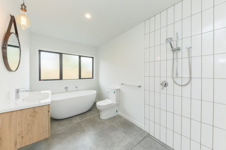 Photo of property in 23 Quinn Road, Levin, 5510