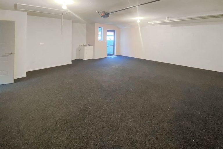 Photo of property in 2/2 Gates Lane, Woolston, Christchurch, 8023