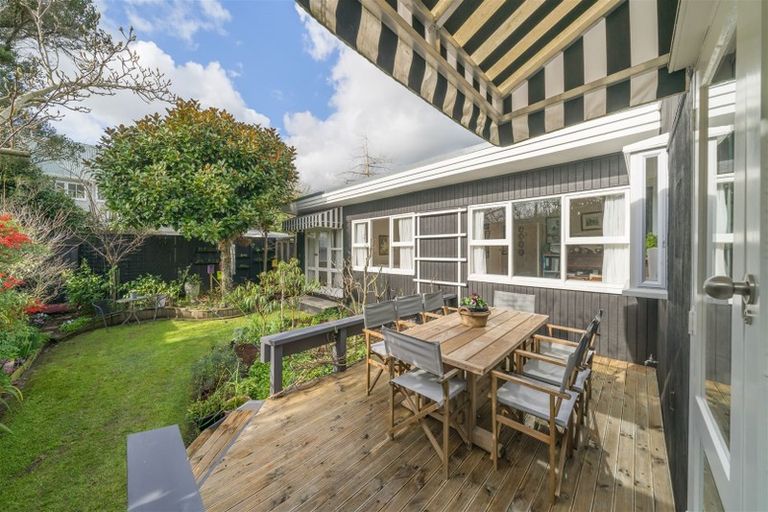 Photo of property in 10 Cremorne Avenue, Hokowhitu, Palmerston North, 4410
