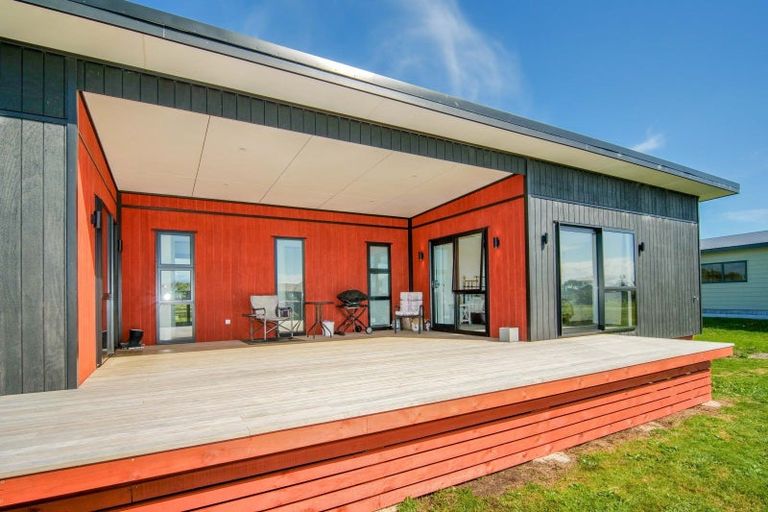 Photo of property in 5 Elley Drive, Carters Beach, Westport, 7825