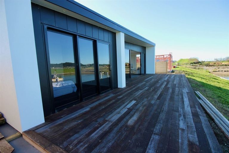 Photo of property in 251 Kupe Drive, Whitianga, 3510