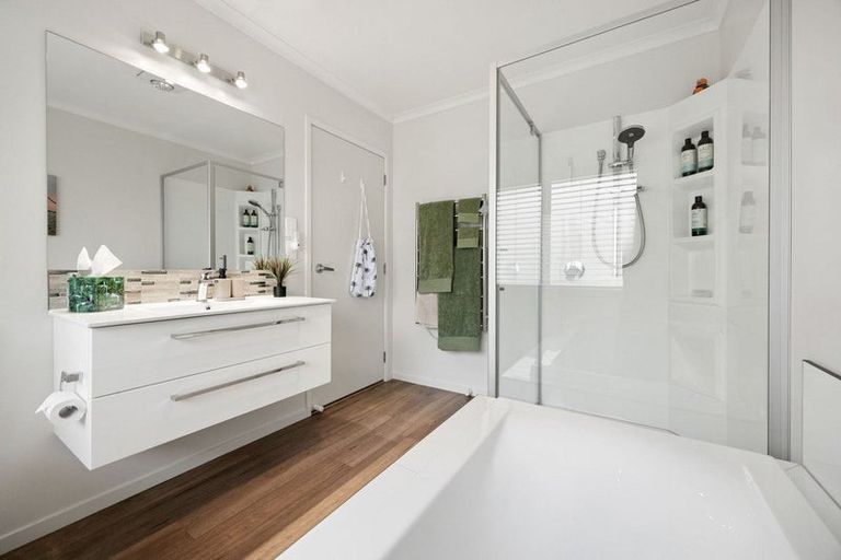 Photo of property in 15 Henry Bell Close, Leamington, Cambridge, 3432
