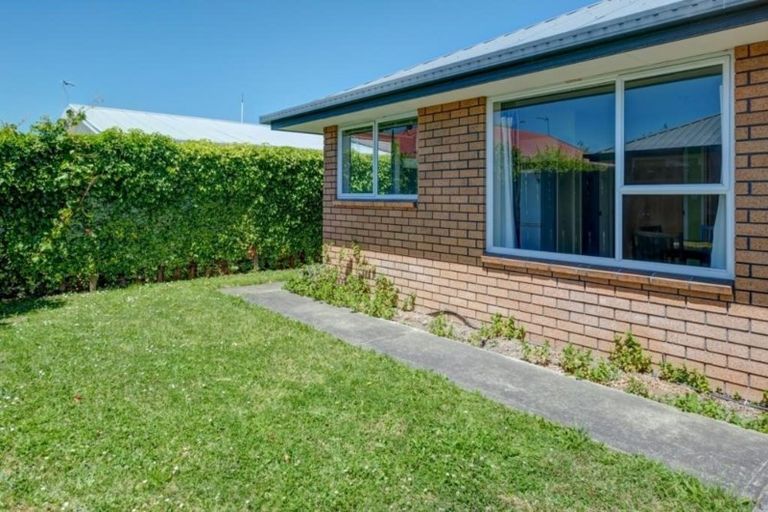 Photo of property in 3/19 Maxwell Street, Riccarton, Christchurch, 8041