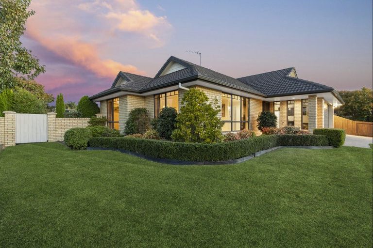 Photo of property in 2 Cooper Crescent, Cambridge, 3434