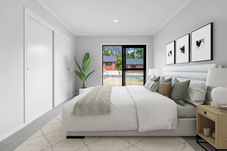 Photo of property in 4 Winnie Close, Acacia Bay, Taupo, 3330