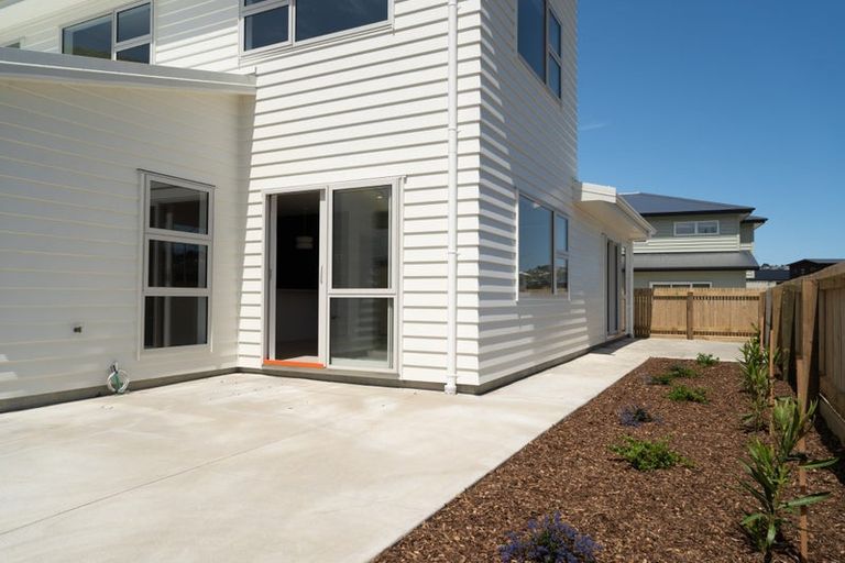 Photo of property in 31 Farnworth Terrace, Churton Park, Wellington, 6037