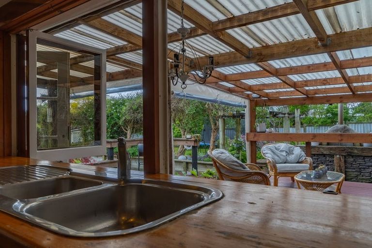 Photo of property in 10a Chester Street, Levin, 5510