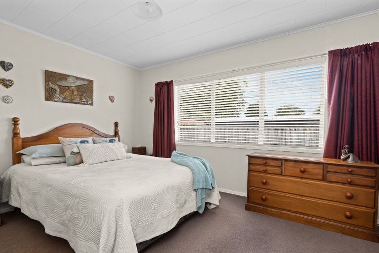 Photo of property in 4 Browning Street, Leamington, Cambridge, 3432