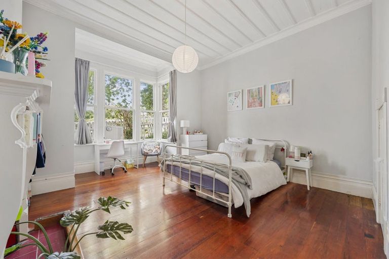 Photo of property in 11 Terrace Gardens, Te Aro, Wellington, 6011