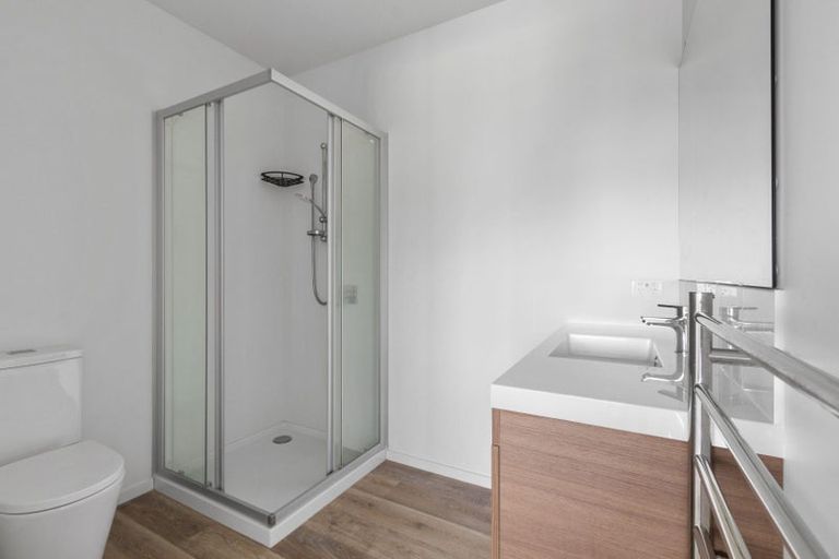 Photo of property in 2/13 Commerce Street, Frankton, Hamilton, 3204