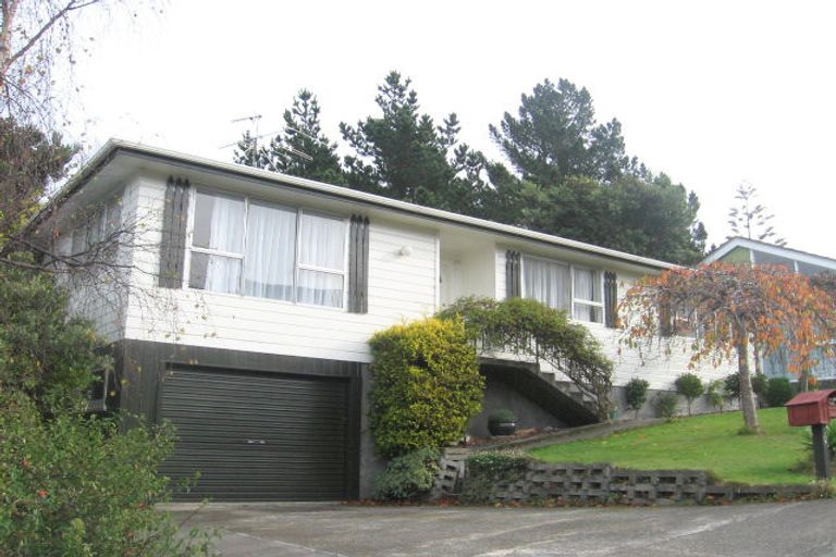 Photo of property in 12 Penryn Drive, Camborne, Porirua, 5026