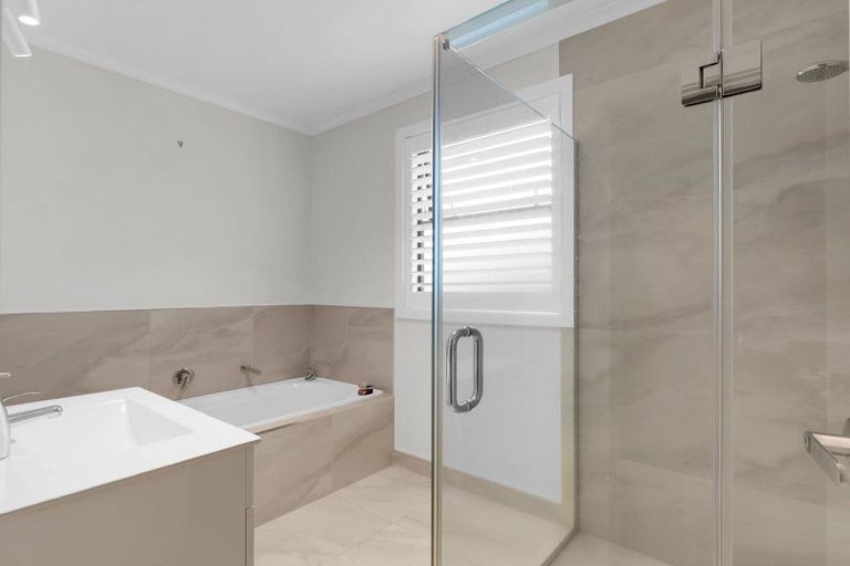 Photo of property in 26 Rose Leigh Drive, Cambridge, 3434