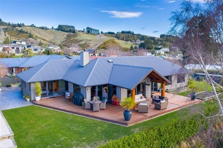 Photo of property in 2 Crossan Terrace, Mosgiel, 9092