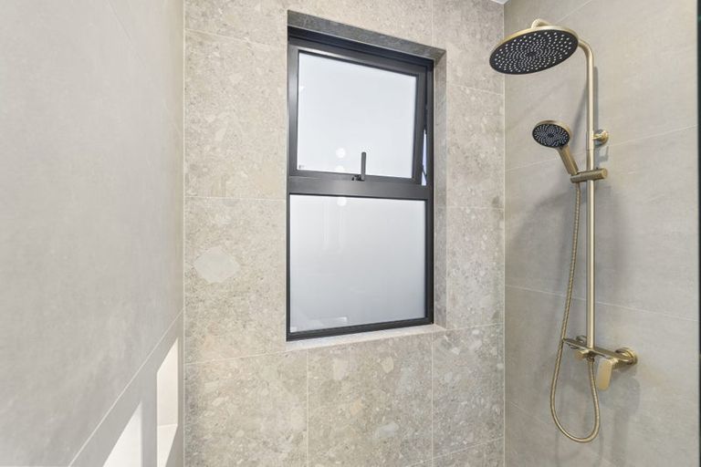 Photo of property in 2 Kiokio Street, Long Bay, Auckland, 0630