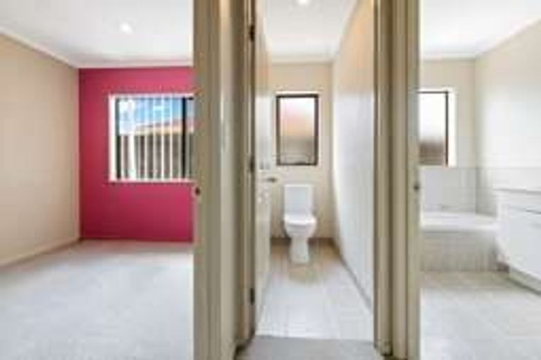 Photo of property in 19 Prado Drive, Pukekohe, 2120
