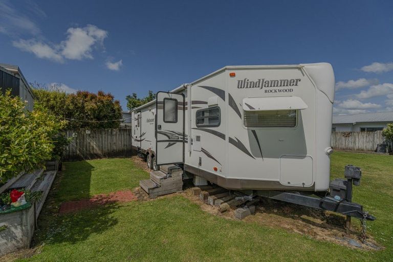 Photo of property in 27 Captain Wood Avenue, Whitianga, 3510