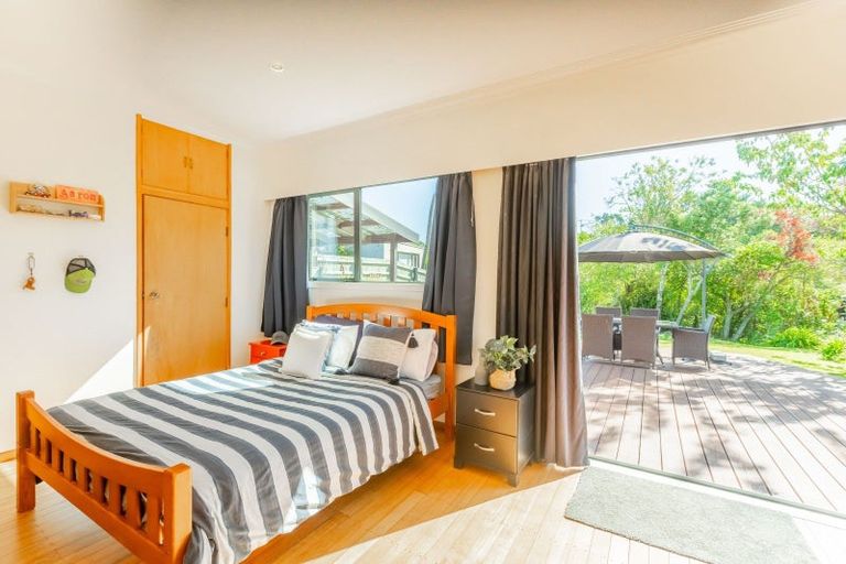 Photo of property in 19 Alexander Road, Raumati Beach, Paraparaumu, 5032