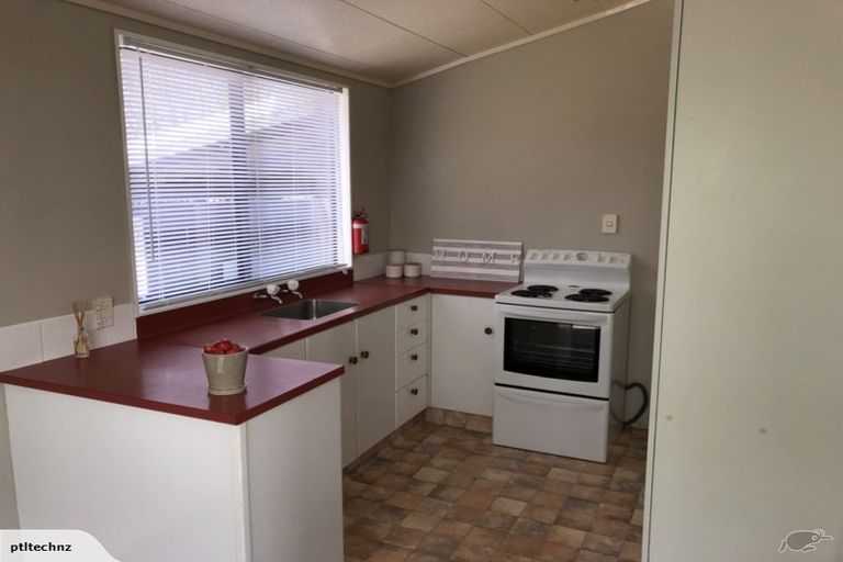 Photo of property in 15a Dalwood Grove, Highbury, Palmerston North, 4412