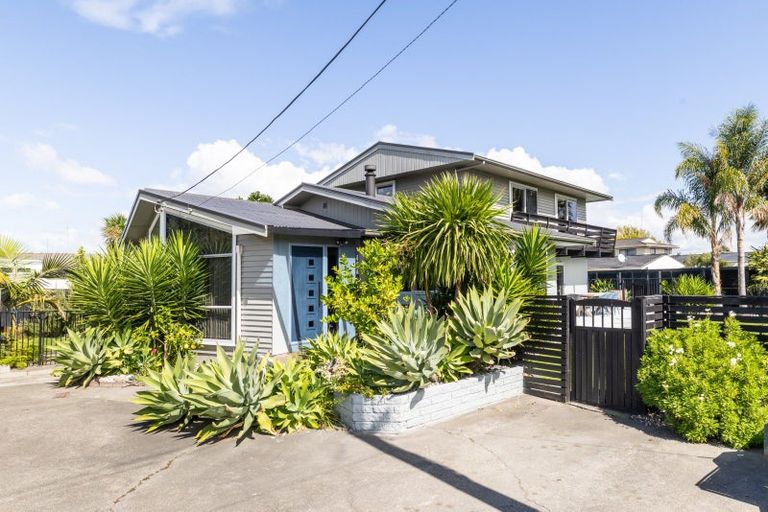 Photo of property in 48a Avenue Road, Greenmeadows, Napier, 4112