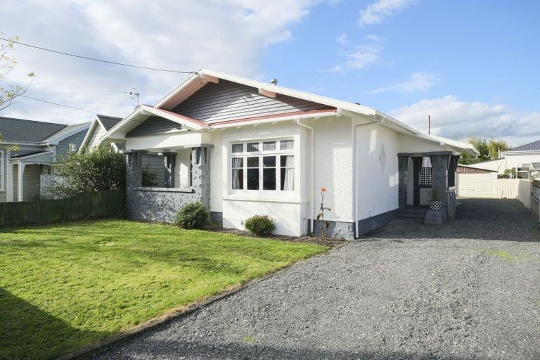 Photo of property in 25 Swinburn Street, Dannevirke, 4930